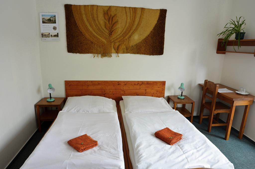 Otevrena Naruc Pension Letovice Ngoại thất bức ảnh